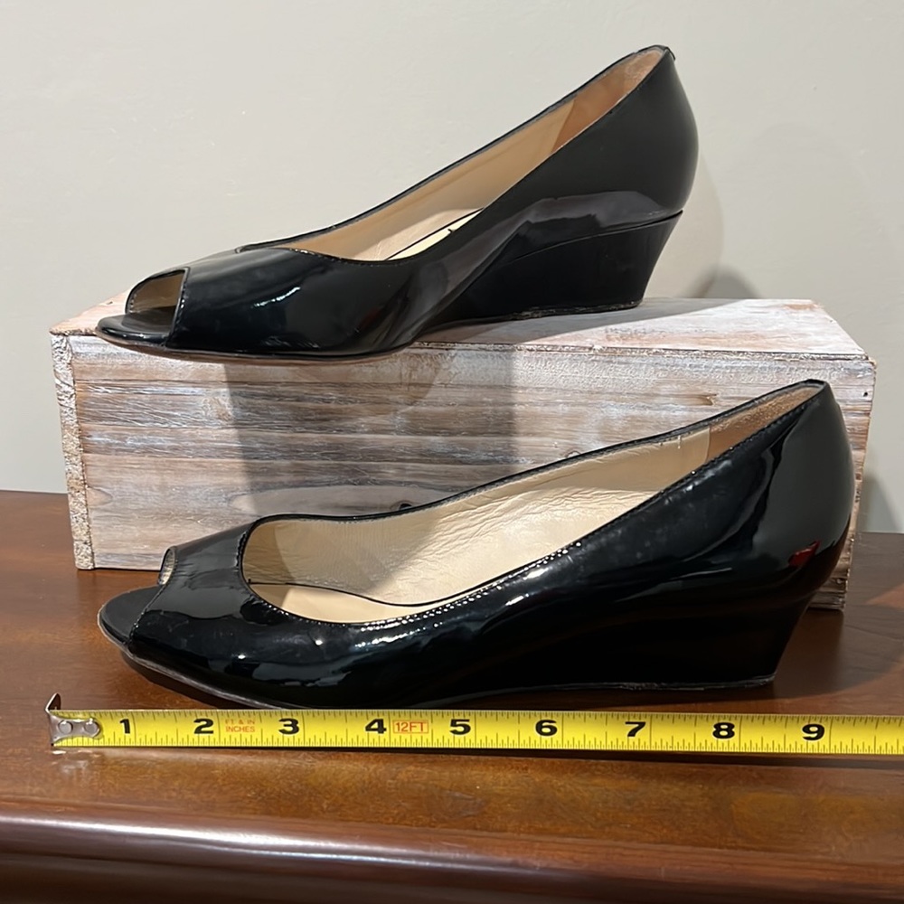 Jimmy Choo Patent Leather Pump Heel Size 38 1/2 U.S. 7 1/2 Apox. - Picture 11 of 15